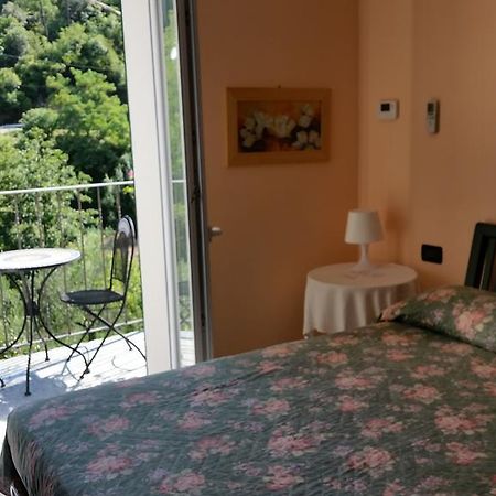 I Tecci Bed and Breakfast Quiliano Kamer foto